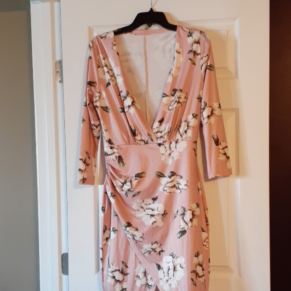 Fashion nova Pink Floral dress